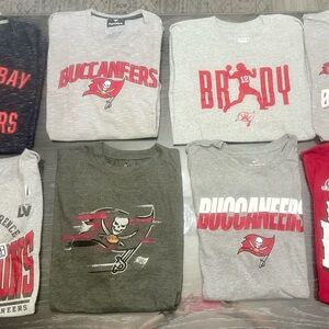 NFL Buccaneers Short Sleeve Tees - Gray and Red